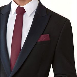 Azazie Men’s Skinny Tie in Cabernet
